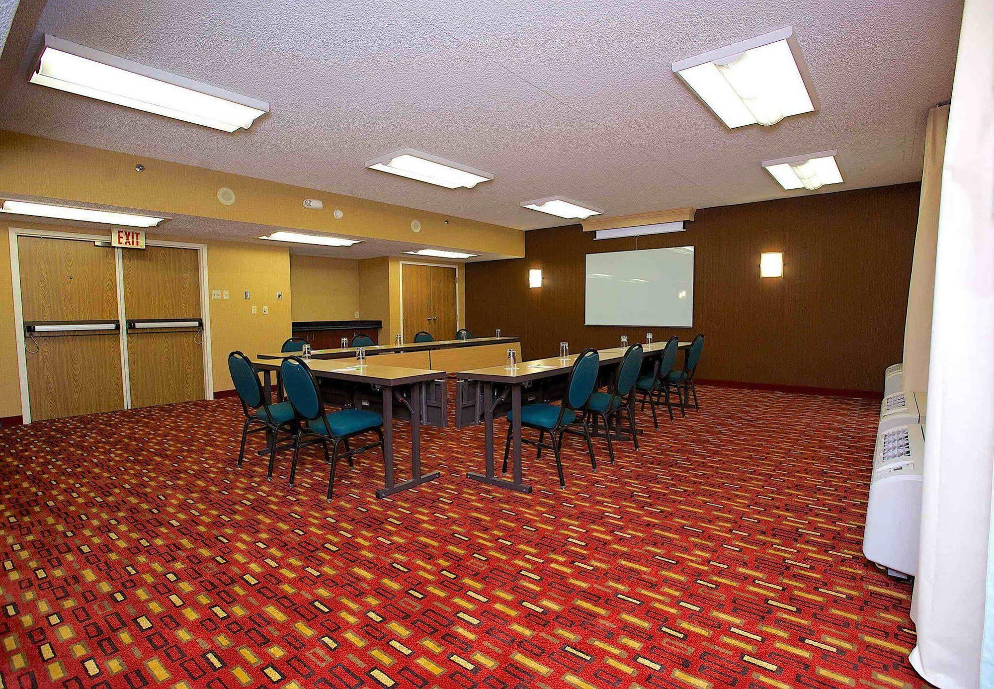 Courtyard By Marriott Dallas-Fort Worth/Bedford Exteriör bild